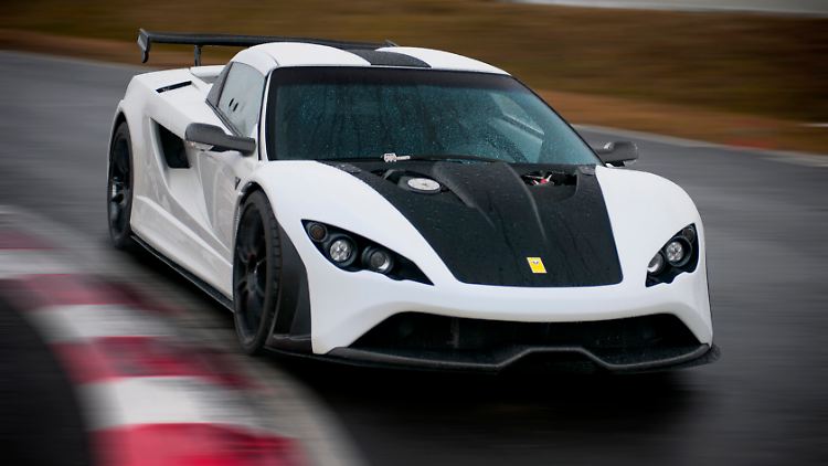 In nur 3,7 Sekunden beschleunigt der Tushek Renovatio T500 von Null auf 100 km/h.
