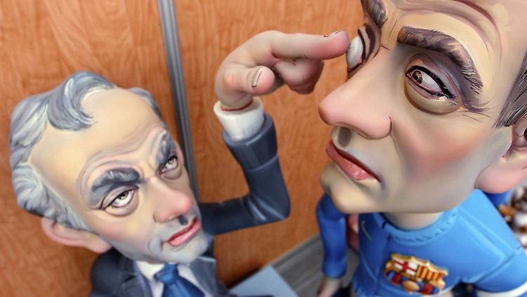Pappkameraden: José Mourinho, links, und Tito Vilanova.