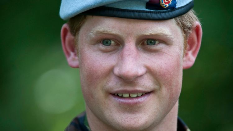 Immer wieder sorgt Prinz Harry für Schlagzeilen. Dieses Mal mit Nacktfotos.