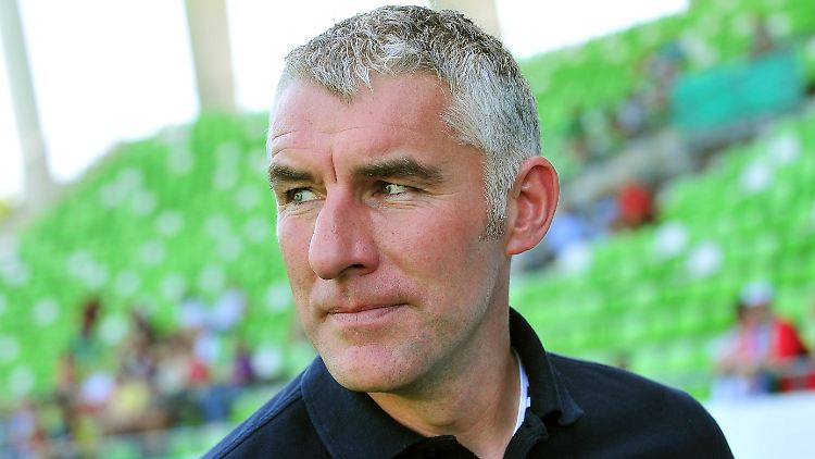 "Sie haben große Spieler, da müssen wir bei Standards aufpassen und mit Schnelligkeit dagegenhalten": Mirko Slomka.