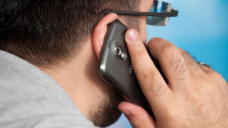 Dreister Dieb: Um eine Spende bitten und dann bestehlen und abzocken.