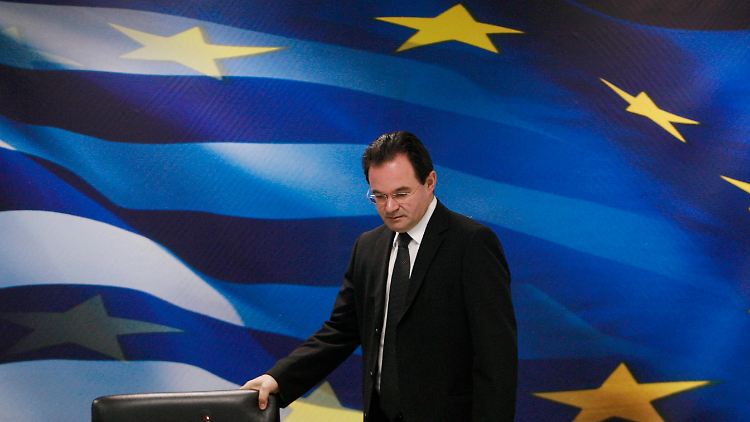 Griechenlands Finanzminister Papaconstantinou wird von der EU wohl einen harten Sparkurs verordnet bekommen.