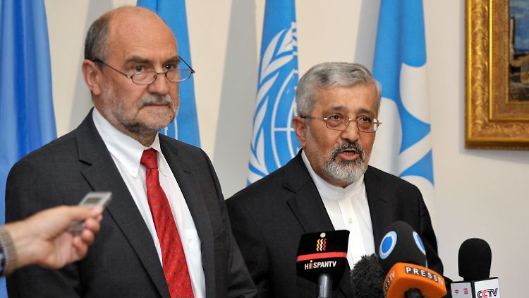 Herman Nackaerts (l.) sieht keine Fortschritte, Ali Ashgar Soltanieh ist da optimistischer.