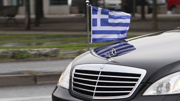 Athen, Berlin, Paris - so die für Touristen reizvolle Reiseroute Samaras'. Doch Athens Regierungschef hat auf seinem Trip unangenehme Aufgaben im Gepäck.