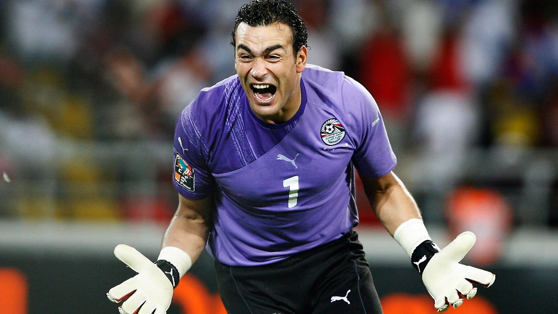 Tor für Ägypten: Und Torwart Essam El Hadary feiert.
