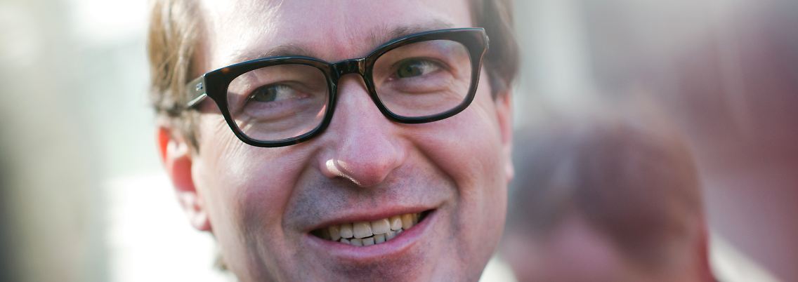 Alexander Dobrindt arbeitet gegen die Koalitionspartner und wird dafür auch in der eigenen Partei kritisiert.