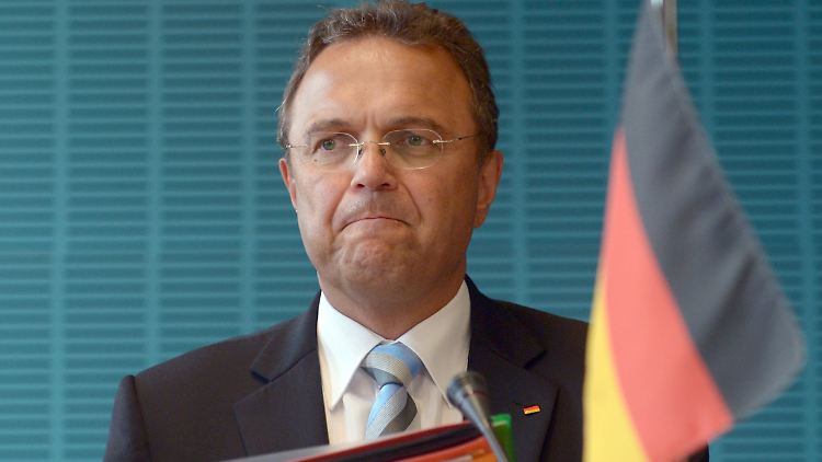 Hans-Peter Friedrich wird von den Ländern kritisiert.