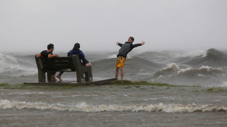 Am Lake Pontchartrain in New Orleans.