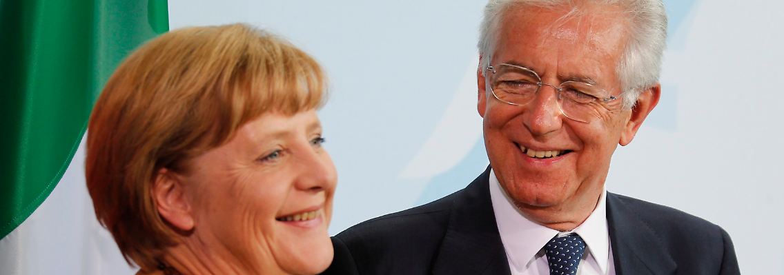 Lachen gegen die Krise: Angela Merkel und Mario Monti.