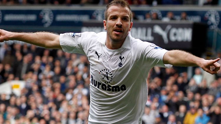 "Wenn sich die Chance ergibt, werden wir alles versuchen, sie zu ergreifen": Der Hamburger SV bemüht sich um Rafael van der Vaart.