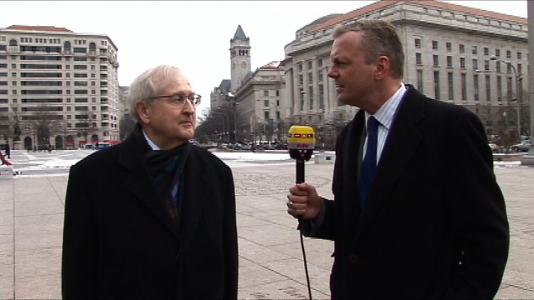 Rainer Brüderle im Gespräch mit n-tv-Korrespondent Christian Wilp in Washington.