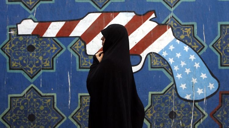 Wandbild in Teheran.