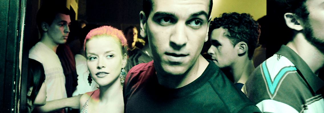 Filmszene: Der deutsch-tunesische Gangsta-Rapper Anis Mohamed Ferchichi, Künstlername Bushido, mit Freundin Selina (Karoline Schuch).
