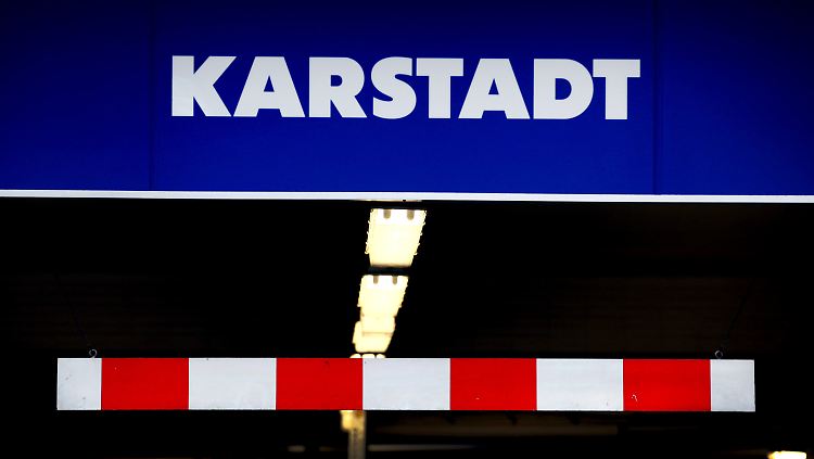 Erst müssen die Umbauten abgeschlossen sein, dann klingeln die Kassen wieder, heißt es bei Karstadt.