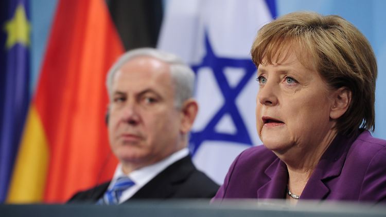 Angela Merkel rät Benjamin Netanjahu (Archivbild), derzeit von einem Angriff auf den Iran Abstand zu nehmen.  