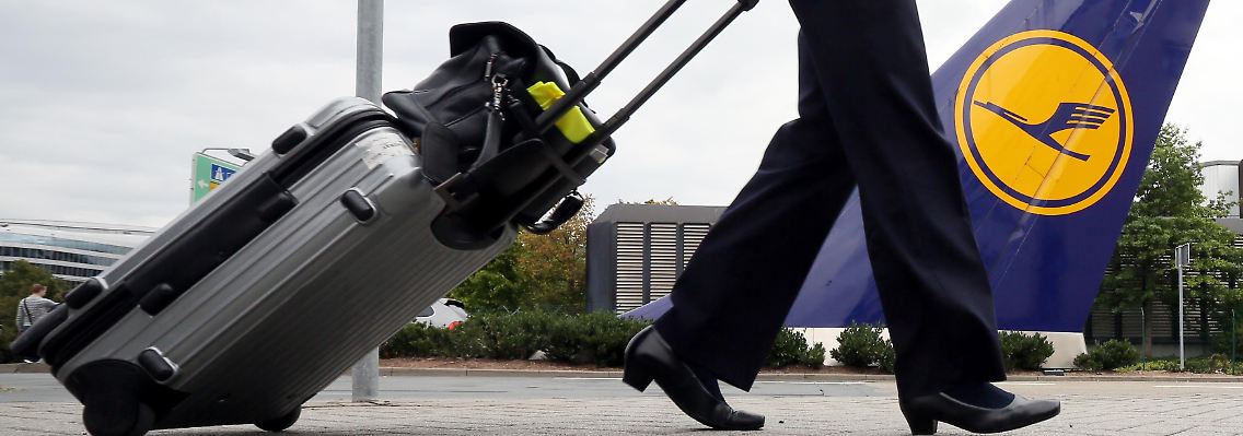 Streik der Flugbegleiter zeigt Wirkung: Dutzende Flüge wurden gestrichen.