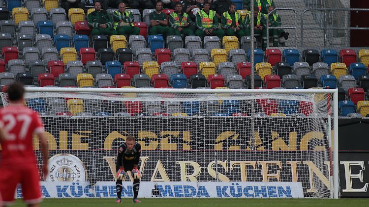 Gladbachs Keeper Marc-Andre ter Stegen hat schon aufregendere Arbeitstage erlebt.