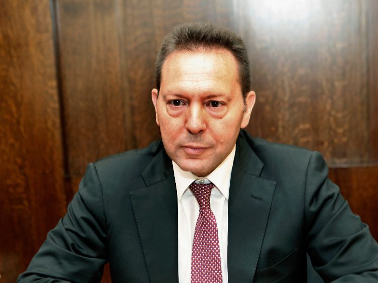 Mehr Steuerehrlichkeit heißt mehr Steuergerechtigkeit - und stärkt die Einnahmenseite des Staates, weiß Athens Finanzminister Jannis Stournaras.
