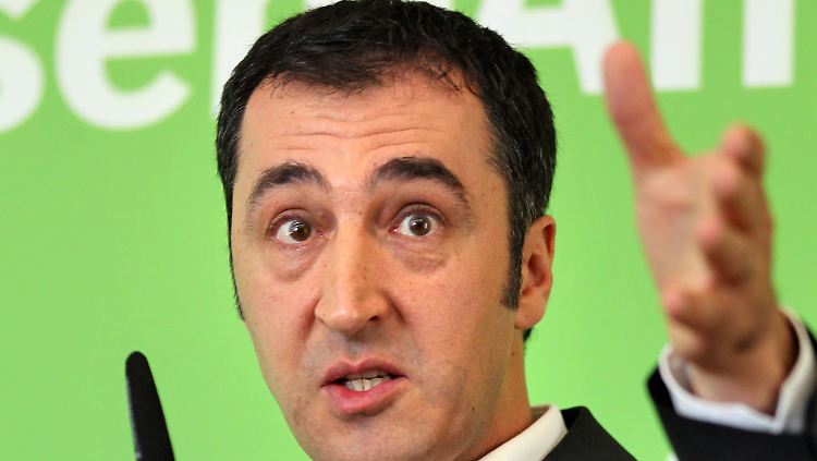 Cem Özdemir sieht Bildungseinrichtungen in der Verantwortung, gegen Antisemitismus vorzugehen.