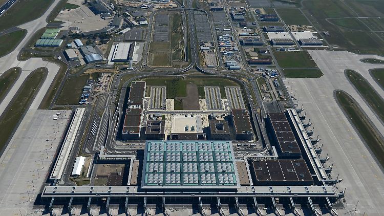 Das neue Terminalgebäude aus der Luft.