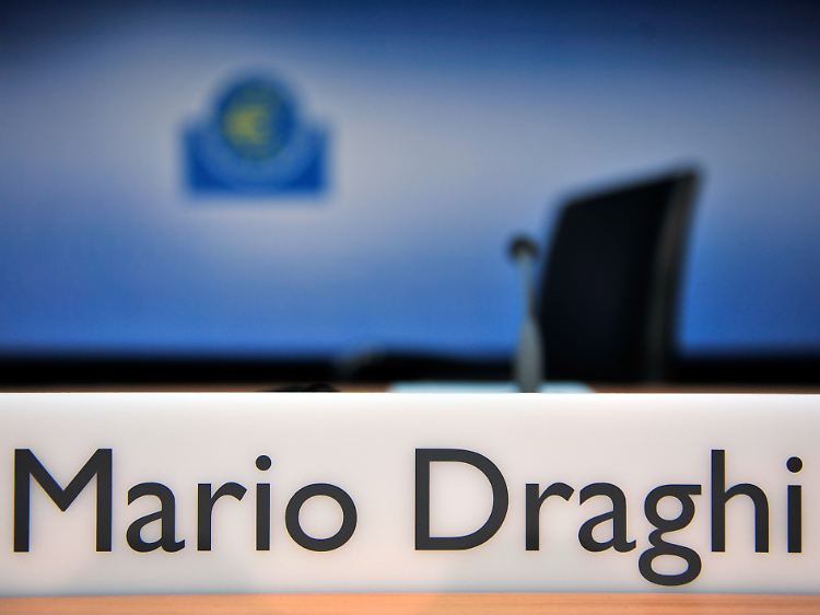 Dragi drückt dem Euro seinen Stempel auf: Hätte Jean-Claude Trichet anders gehandelt?