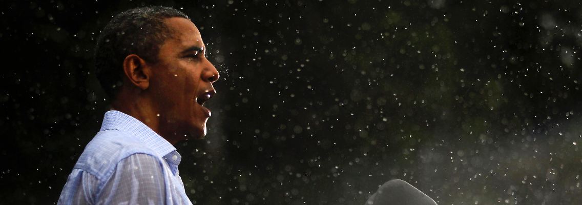 Schon einmal musste Obama im Regen sprechen, dieses Mal wird aber auf Nummer sicher gegangen.
