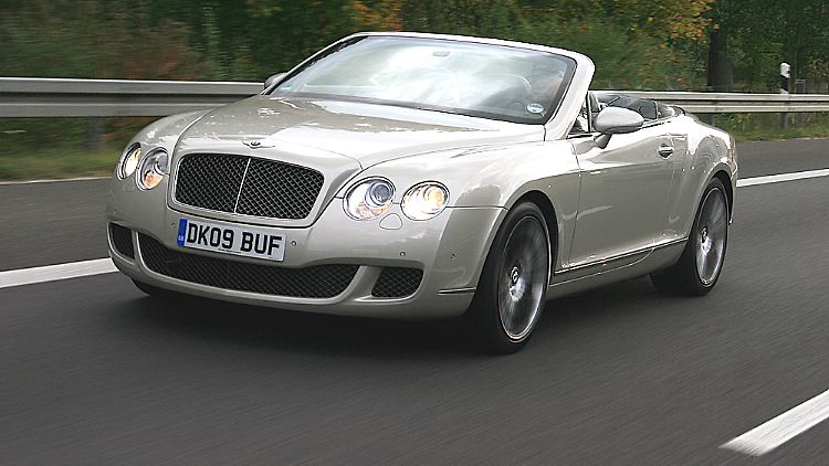 Gemütlich cruisen ist seine Stärke, aber man könnte auch mehr als 300 km/h offen fahren.