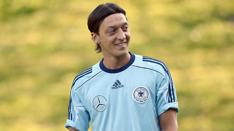 "Ich fürchte nichts im Fußball":  Mesut Özil.