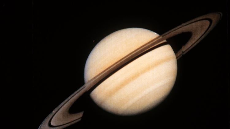 Im Jahr 1980 schickte Voyager 1 ein Bilder des Saturn zur Erde. Nasa-Astronomen erkannten etliche bis dato unbekannte Monde des Planeten.