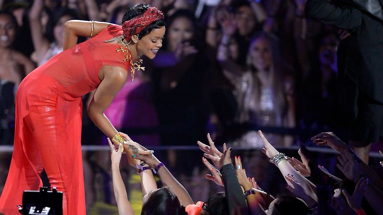 Rihanna dankt ihren Fans.
