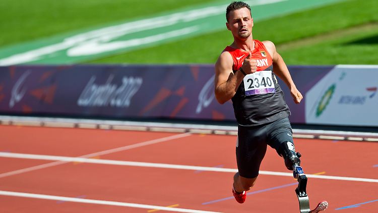 Um das künstliche Kniegelenk von Heinrich Popow ist ein Streit im deutschen Paralympics-Team entbrannt.