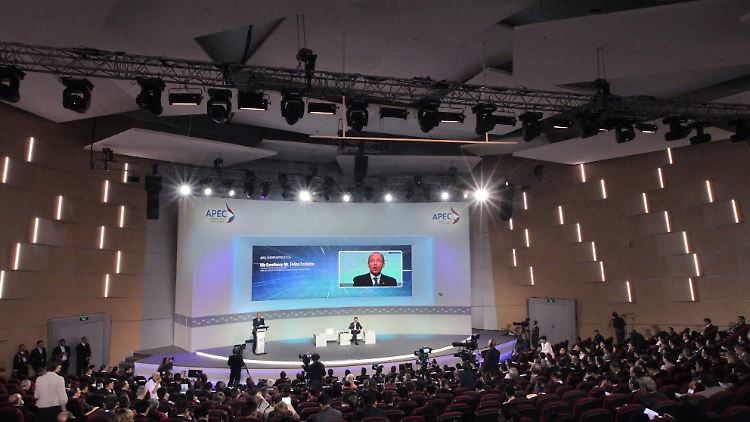 Bei dem Apec CEO Summit beraten die Teilnehmer zwei Tage lang darüber, wie das Wirtschaftswachstum in der asiatisch-pazifischen Region angekurbelt werden kann