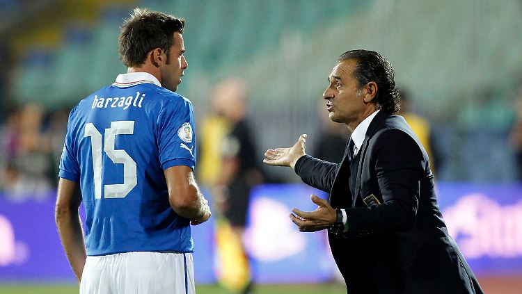 Cesare Prandelli mit Abwehrspieler Andrea Barzagli.