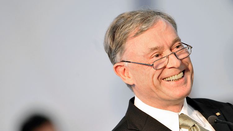 "Nicht näher dran als andere Kandidaten": Ex-Bundespräsident Horst Köhler könnte zwischen Ufo und Lufthansa vermitteln.