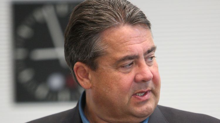 Gabriel will höhere Einzahlungen in die Rentenkassen.