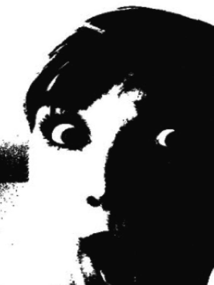 Blogger Airen hat sich selbst noch nicht geäußert.