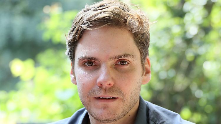 Daniel Brühl veröffentlicht sein erstes Buch: "Ein Tag in Barcelona".