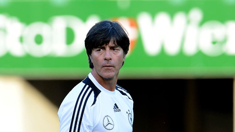 Auch wenn Joachim Löw den Gegner ausführlich Österreich lobt: Gewinnen will er trotzdem.