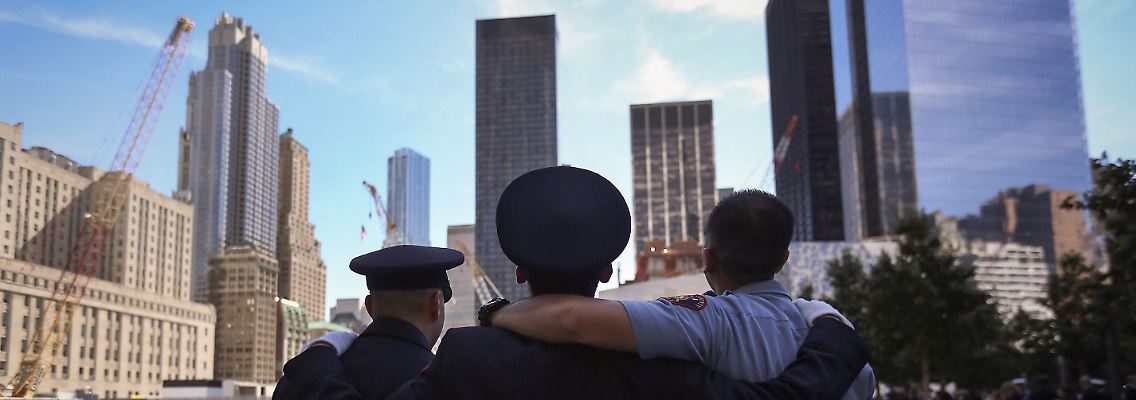 Elf Jahre nach dem 11. September: Zwischen den Feierlichkeiten zum Jahrestag der Anschläge auf das World Trade Center befassen sich die Anleger an der Wall Street mit Themen wie ESM, QE3 und dem neuen iPhone 5.