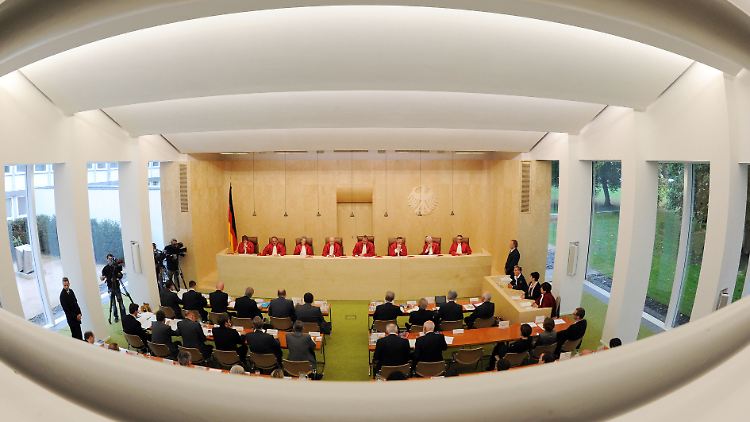 Die Marktteilnehmer werden die Bedingungen, die die Verfassungsrichter möglicherweise an ihr "Ja" knüpfen werden, erst einmal analysieren müssen.