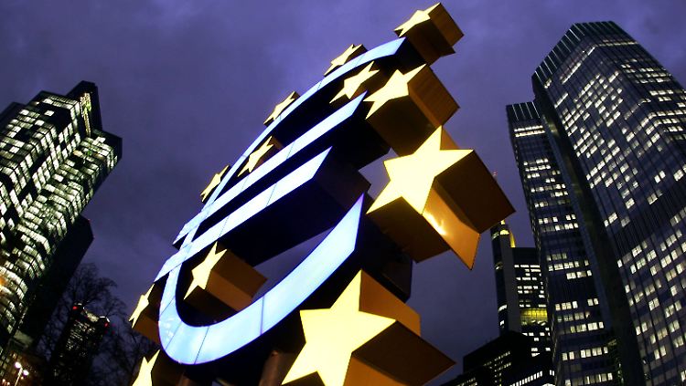 Die Piratenpartei Bayern kritisiert die geplanten Zusatzbestimmungen zum ESM, mit dem der Euro stabilisiert werden soll.