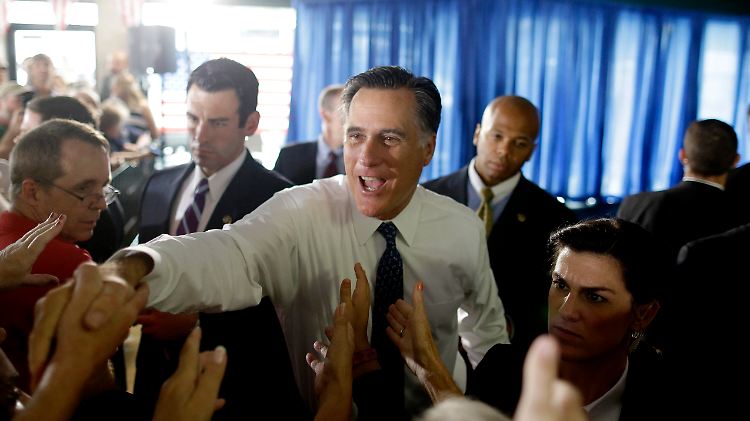 Romney bei seinem Auftritt in Jacksonville.