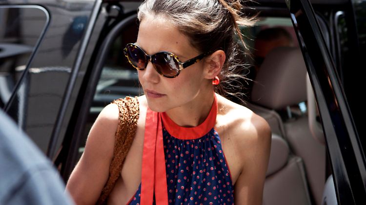 Erst die Tochter zur Schule gebracht, dann ab auf die New Yorker Fashion Week: Katie Holmes hat derzeit viel zu tun.