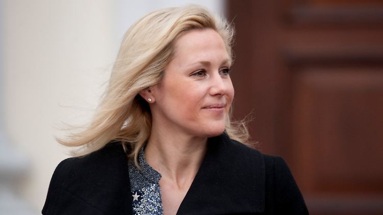 Bettina Wulff im Dezember 2011 vor dem Schloss Bellevue.