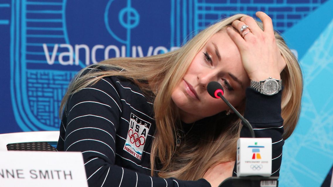 Lindsey Vonn schmerzt das Schienbein, ihr Start in Vancouver ist gefährdet.