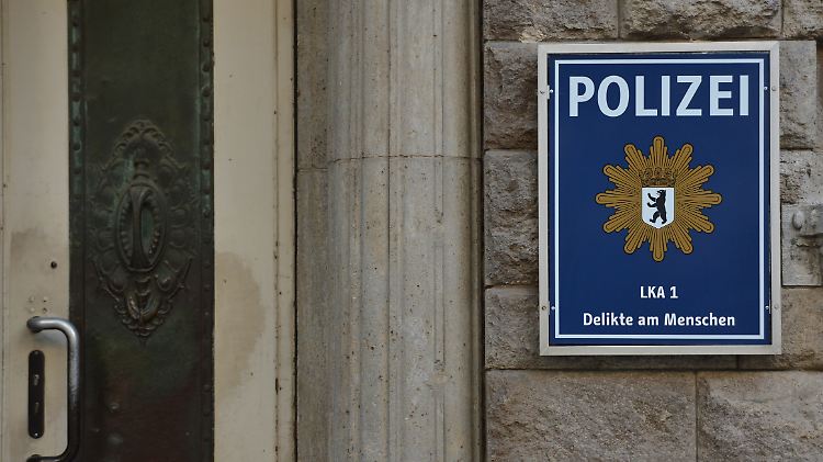 Der Mann soll bis 2011 für das LKA gearbeitet haben.