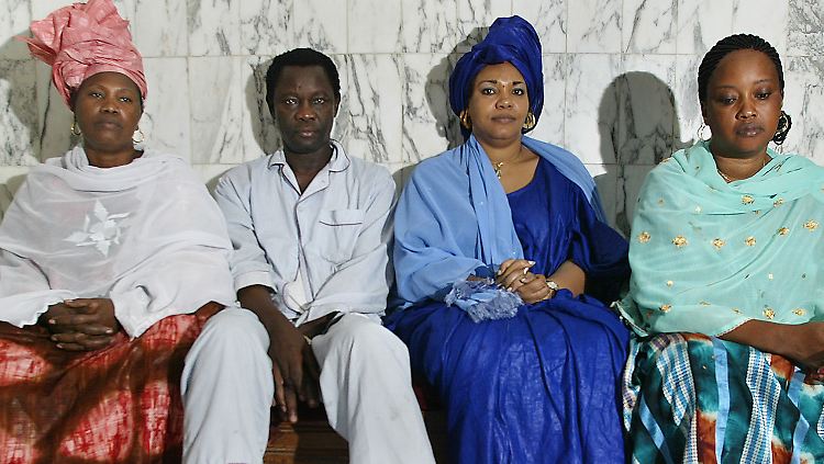 Auch dieser Senegalese ist ein Freund der Polygamie. 