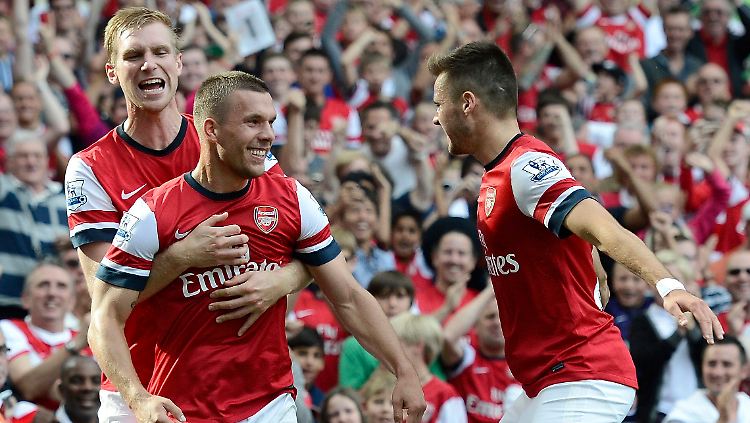 Lukas Podolski (Mi.) wurde gefeiert.