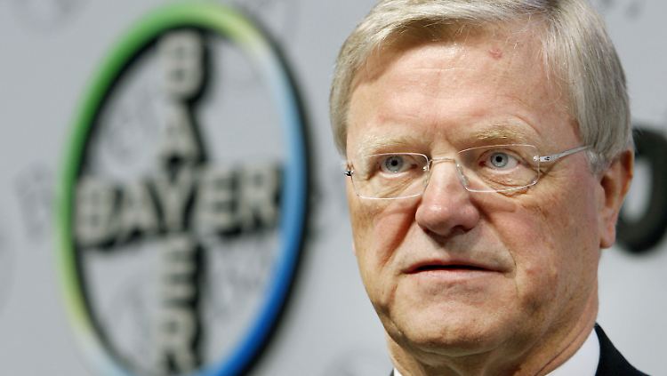 Ex-Bayer-Chef und Deutsche-Bank-Aufsichtsrat Werner Wenning will die Boni für Banker deckeln.