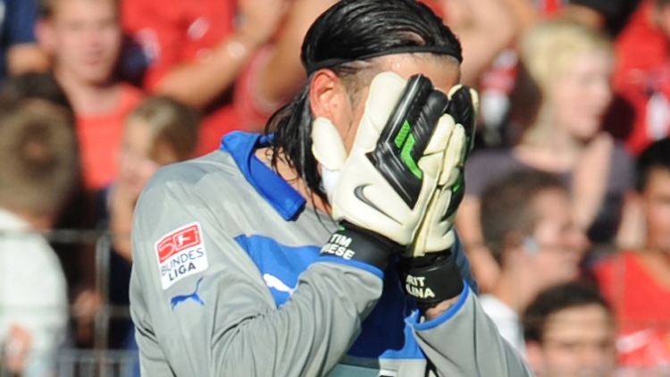 Wollte "dauerhaft um Titel mitspielen": Nach drei Niederlagen in der Liga und dem bitteren Pokalaus muss Tim Wiese seine Ambitionen runterschrauben.